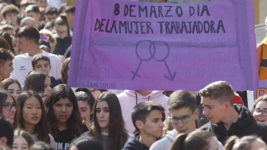 Las mujeres cordobesas ganan un 21,6% menos que los hombres