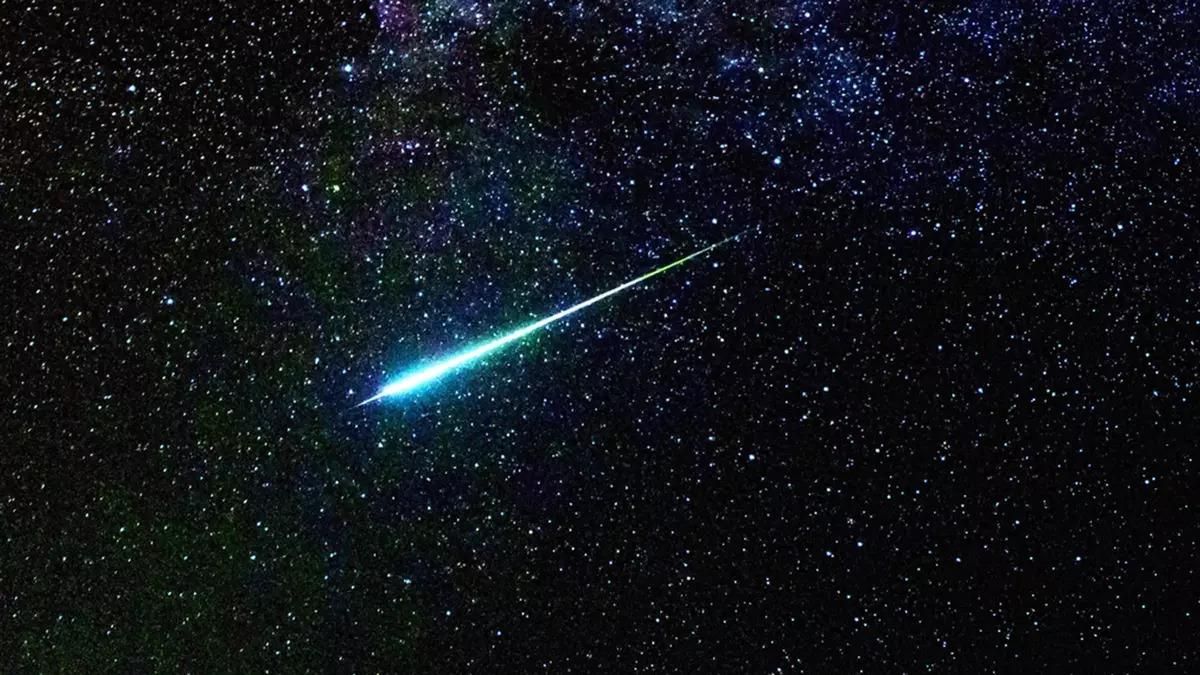 Llegan las primeras lluvias de estrellas del verano.