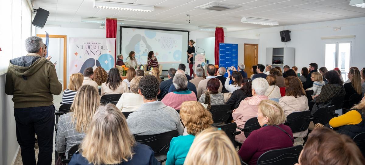La Diputación ha reconocido a las mujeres de los pueblos de menos de 20.000 habitantes, de Ronda y Costa del Sol.