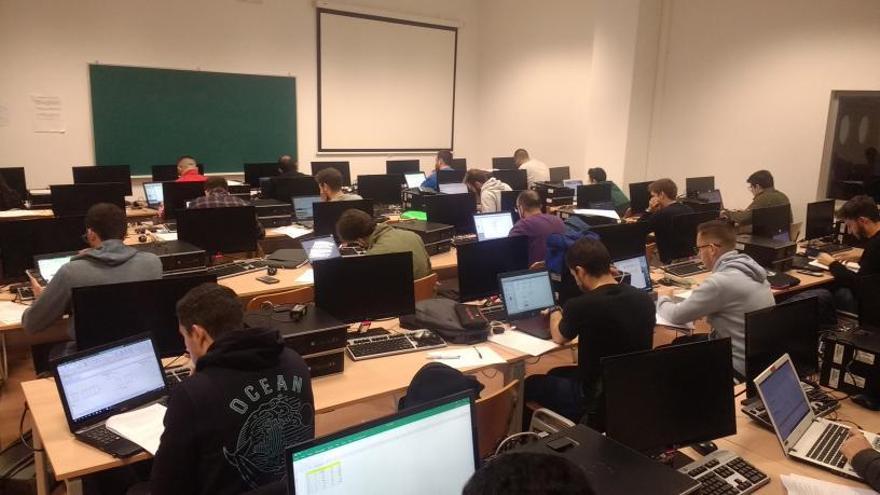 La UCO apuesta por la semipresencialidad para la formación de posgrado, para adaptarse a las necesidades del alumnado.