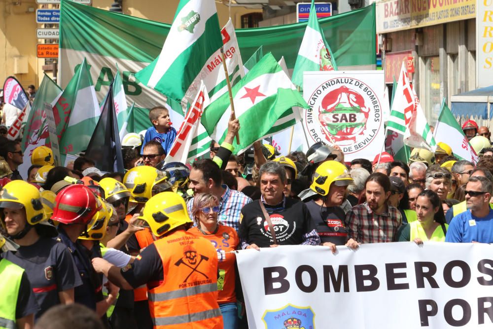 Manifestación de los bomberos de Málaga