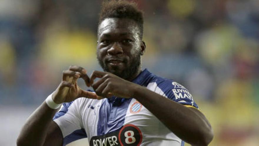 Felipe Caicedo celebra un gol con el Espanyol.