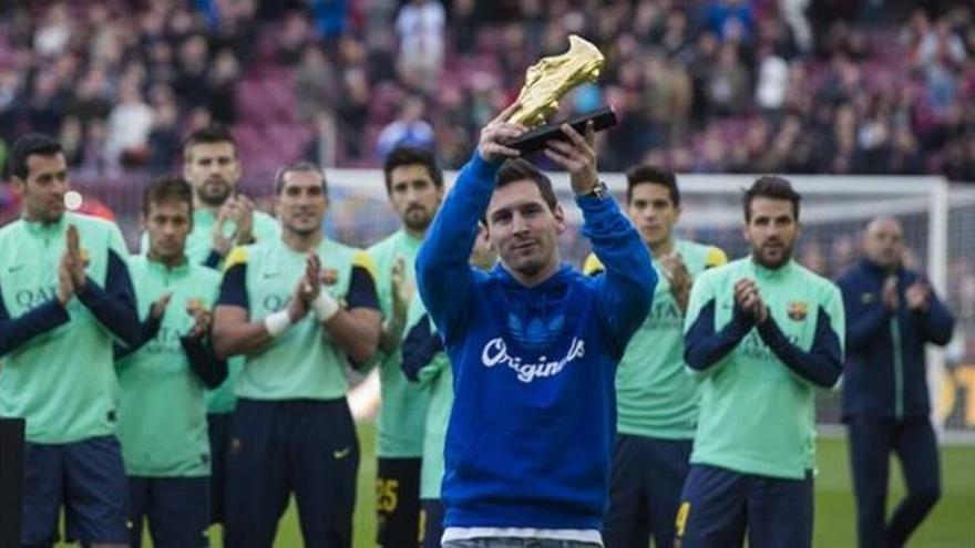 Messi se despide de sus compañeros hasta el 2014