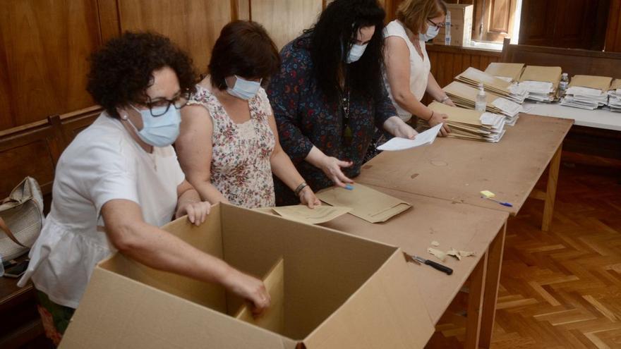 Galicia aspira a que la reforma del voto exterior movilice al 20% de la diáspora