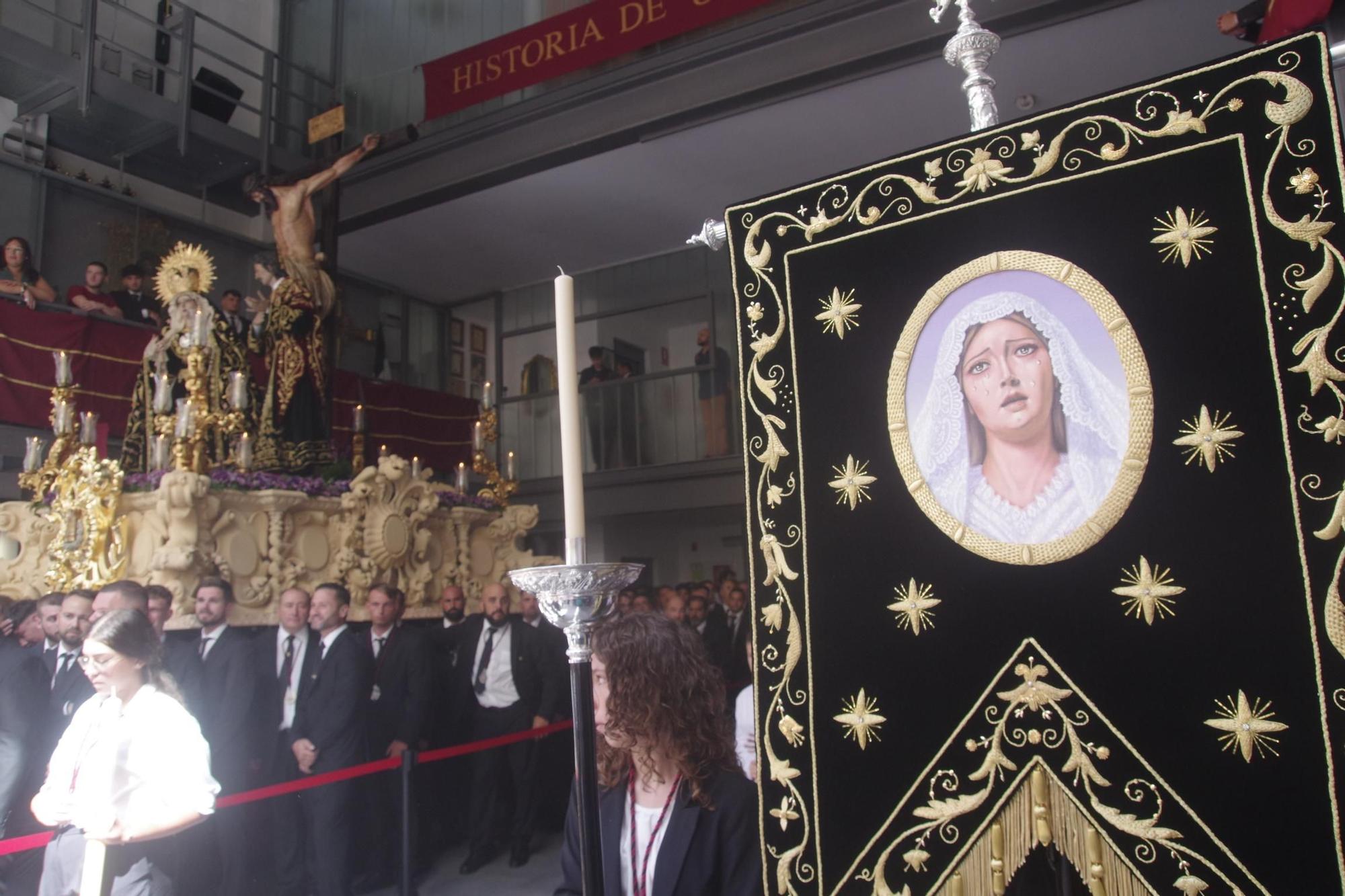 Procesión de la hermandad del Puerto de la Torre por el Centro de Málaga