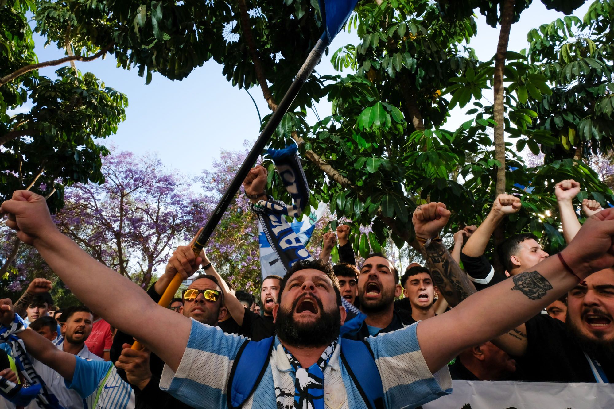 La protesta de la afición antes del Málaga CF - CD Mirandés, en imágenes