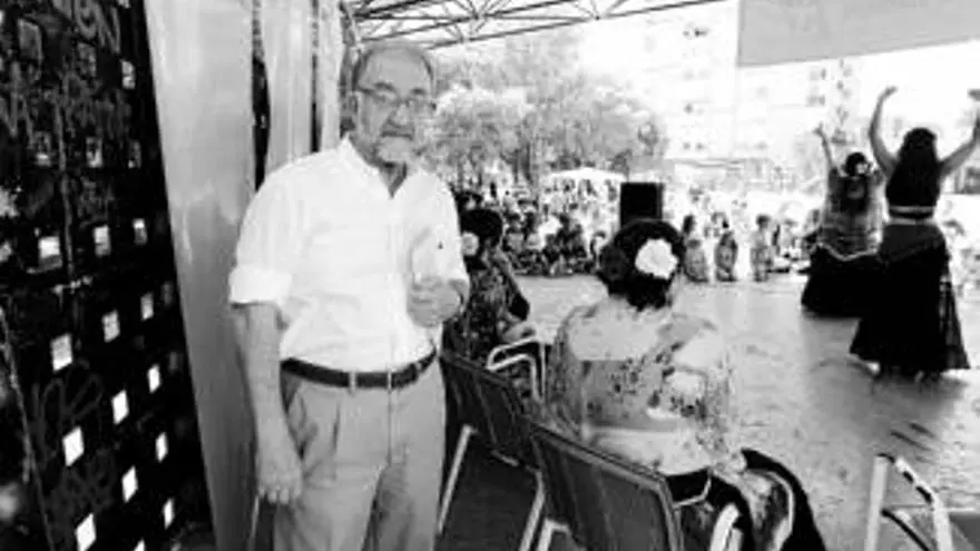 El barrio celebra su día con todas las 'tribus'