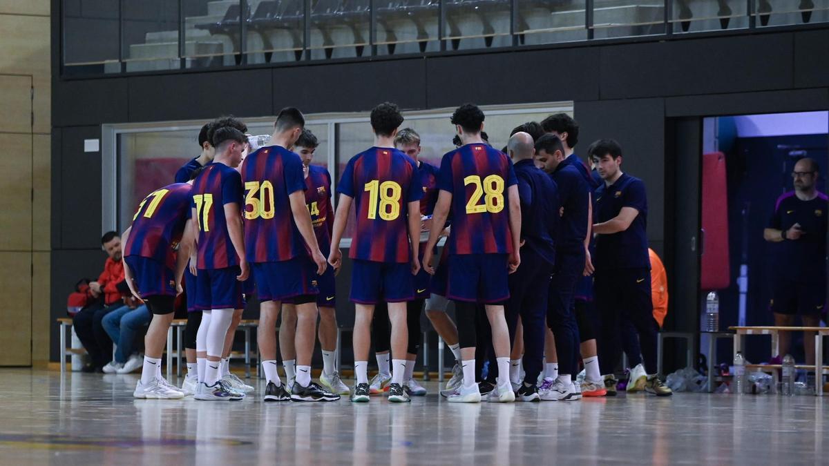 El Barça arrolla al anfitrión y se acerca a Colonia