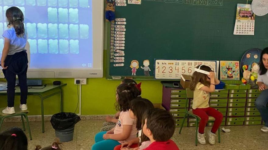 El CEIP La Santa Cruz lleva la realidad virtual al aula