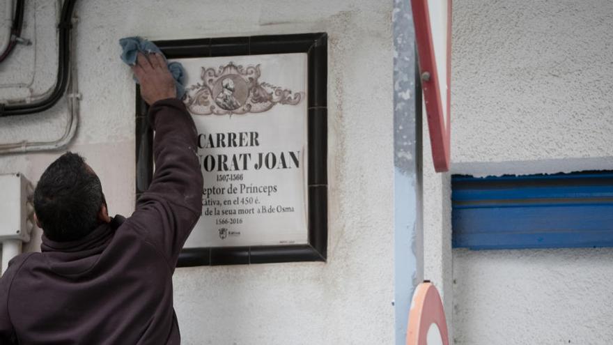 Nuevos paneles para la calle Honorat Joan de Xàtiva