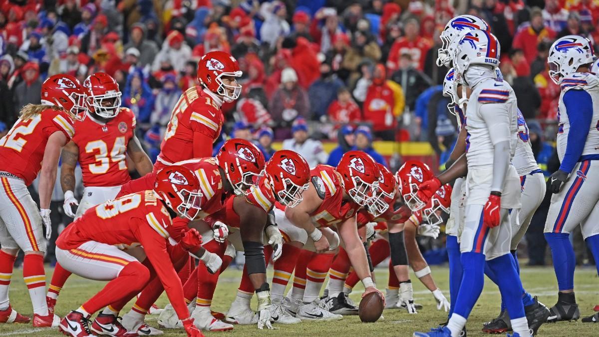 Mahomes y la ofensiva de Chiefs atacan a los Bills en la final de la AFC