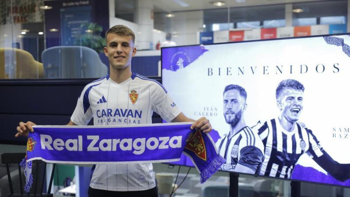 Samed Bazdar, en su presentación como jugador del Real Zaragoza