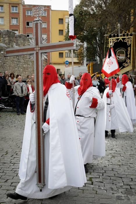 Procesión del Viernes Santo en Gijón