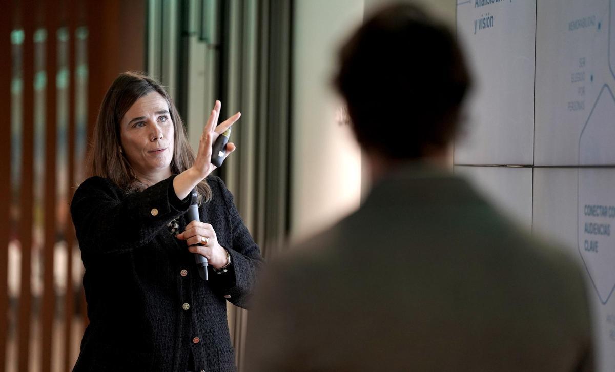 Patricia Cavada, directora senior Creative &amp; Advertising Europa de LLYC. Presentación del Estudio de Tendencias Informativas, elaborado por LLYC y Prensa Ibérica.