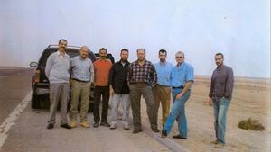 Los agentes del CNI destinados en Irak en noviembre 2003, pocas horas antes de sufrir la emboscada