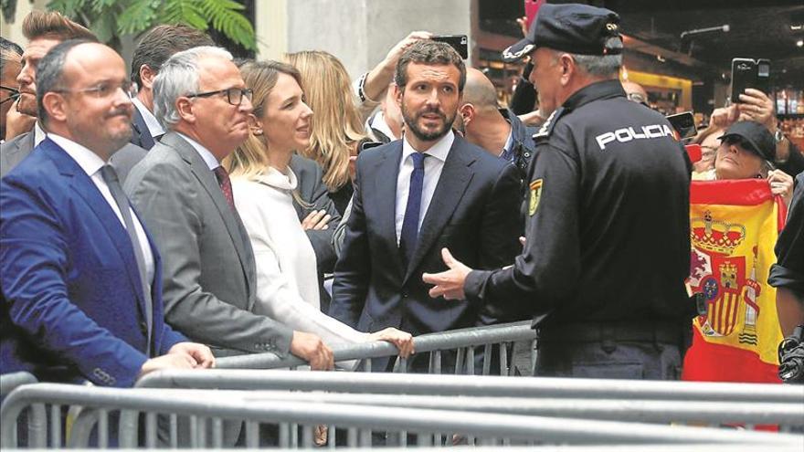 Pedro Sánchez se prepara para que la crisis catalana se cronifique