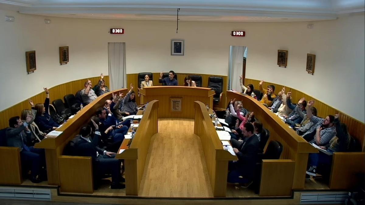 Votación de todos los grupos a favor de reclamar el hospital en Paterna