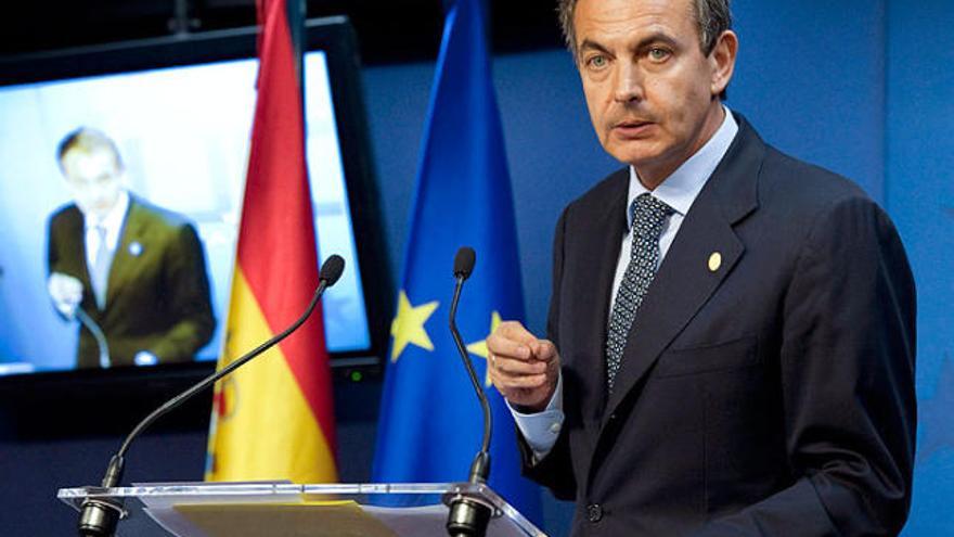 Zapatero es va mostrar a favor de la mesura.