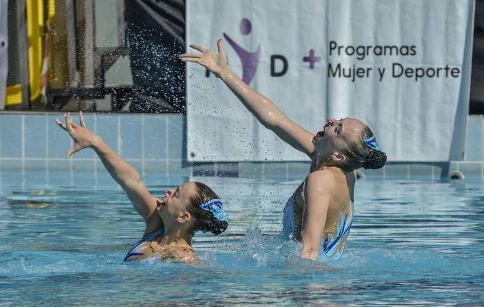 LAS PALMAS DE GRAN CANARIA A 28/05/2017. Natación sincronizada / Final de dúo libre y de dúo mixto de la competición internacional en la piscina  Metropole. FOTO: J.PÉREZ CURBELO