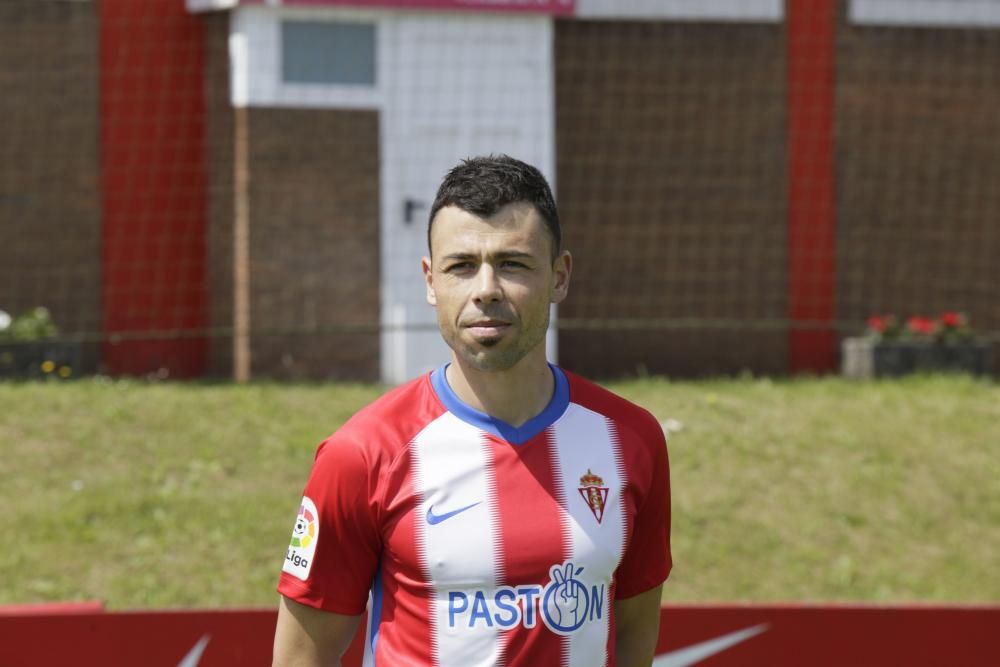 Presentación de Javi Fuego con el Sporting