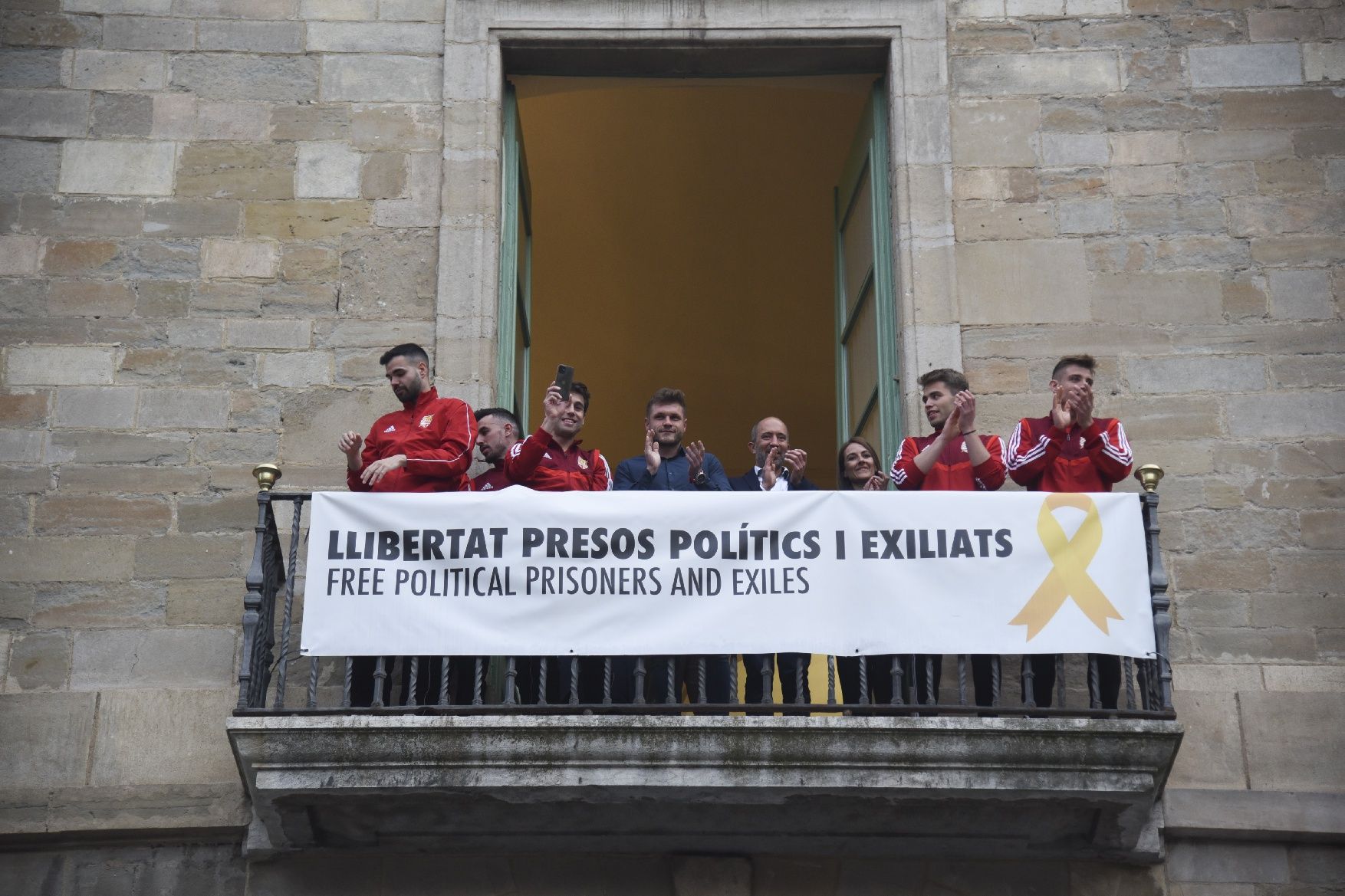 Festa a la plaça Major per celebrar l'ascens del CE Manresa