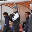 Vecho Ríos, segundo entrenador del Compostela, durante el partido ante el Alondras.