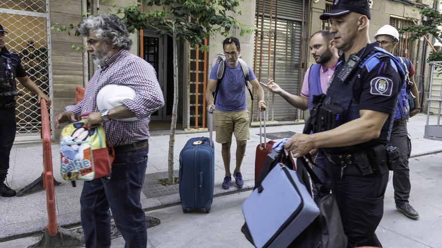 Desalojados en Vigo: “Llevábamos más de un año avisando de las grietas”