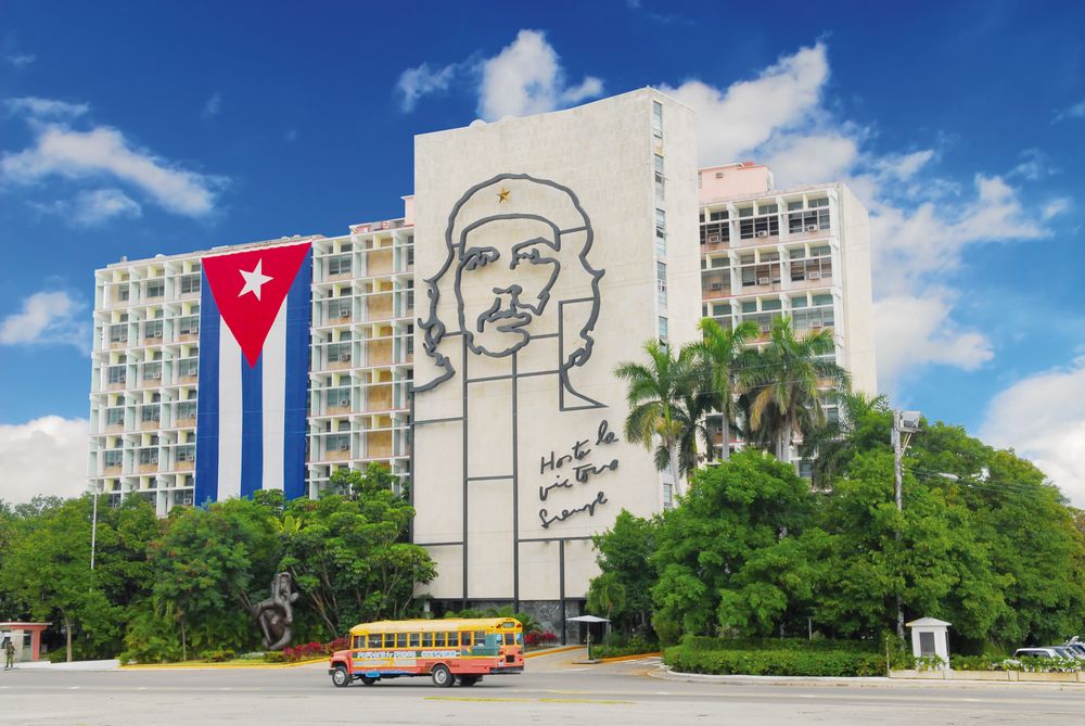 Edificio del Ministerio del Interior en la Plaza de la Revolución en La Habana, Cuba.