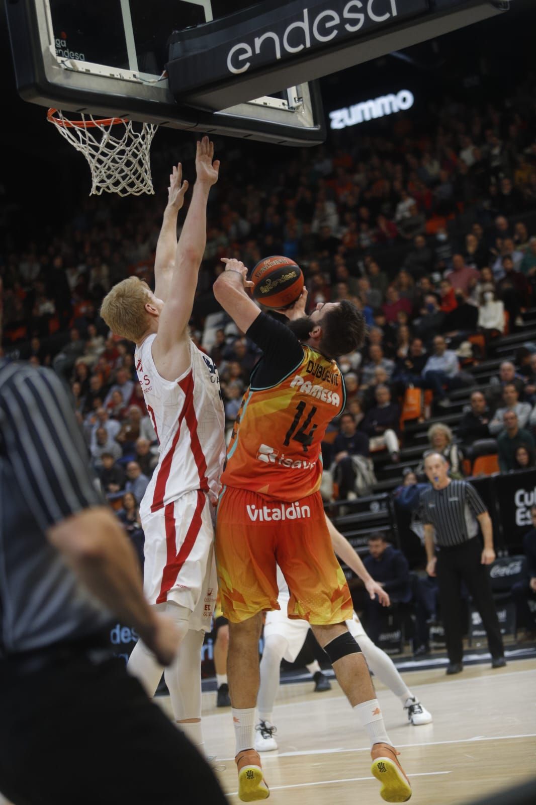 Todas las fotos del partido de ACB entre el Valencia Basket y el Manresa