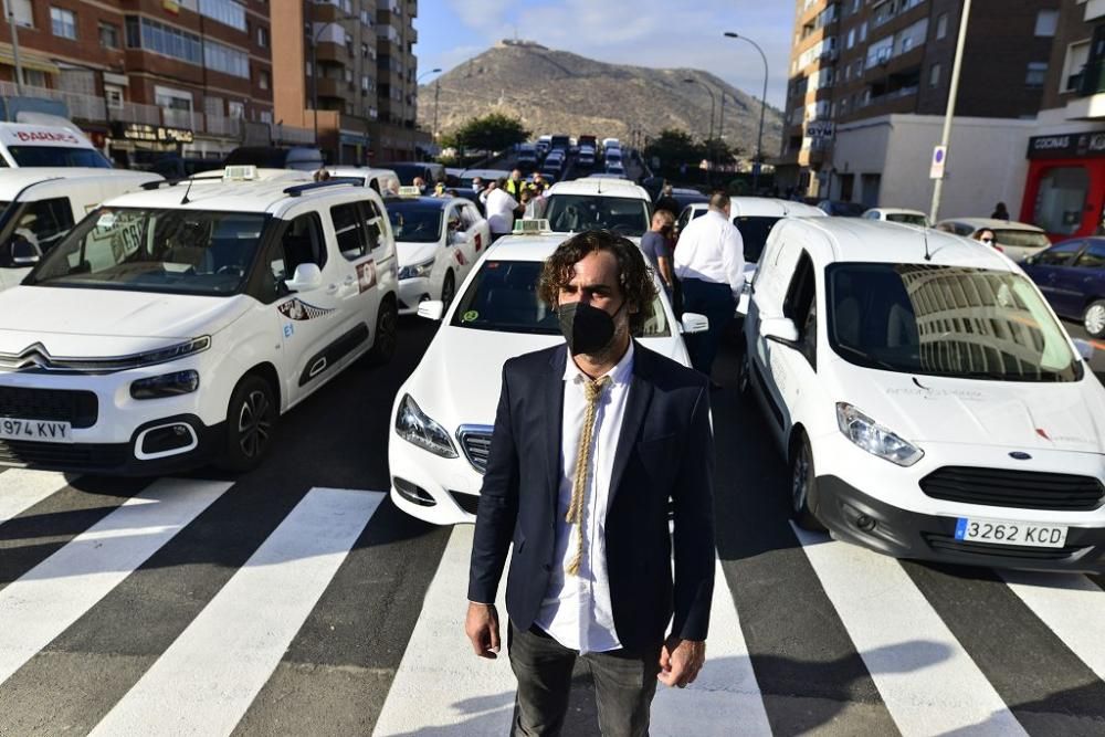 Protesta por el cierre de bares y restaurantes en Cartagena