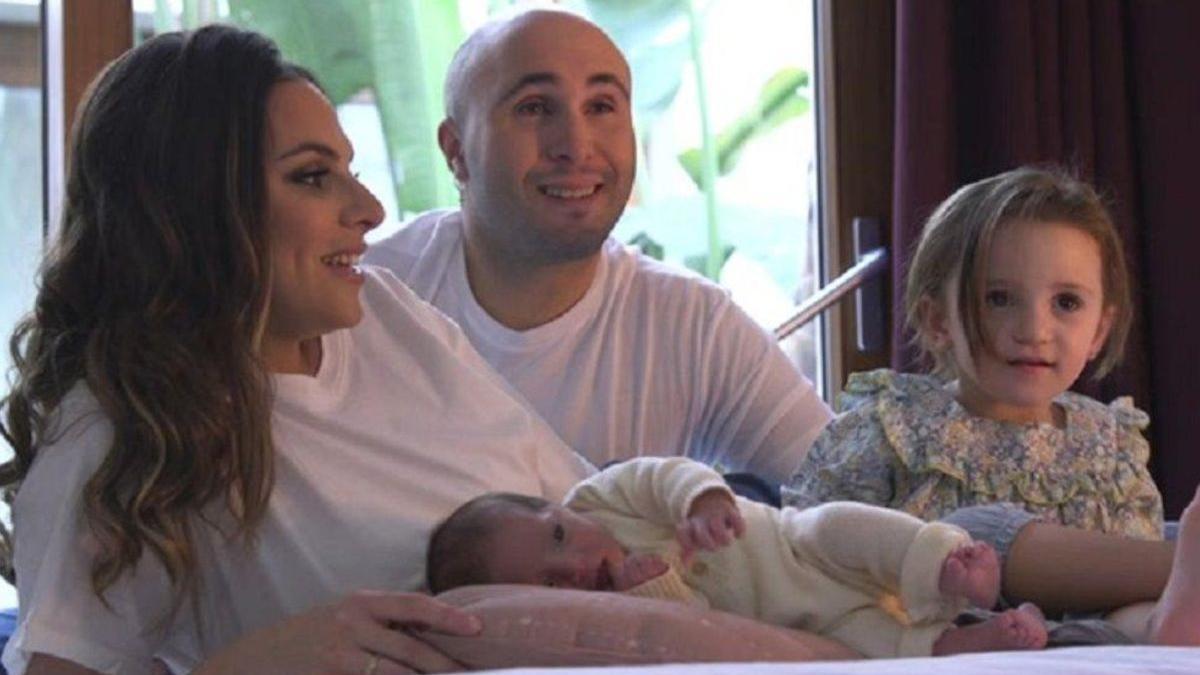 Kiko Rivera con su familia