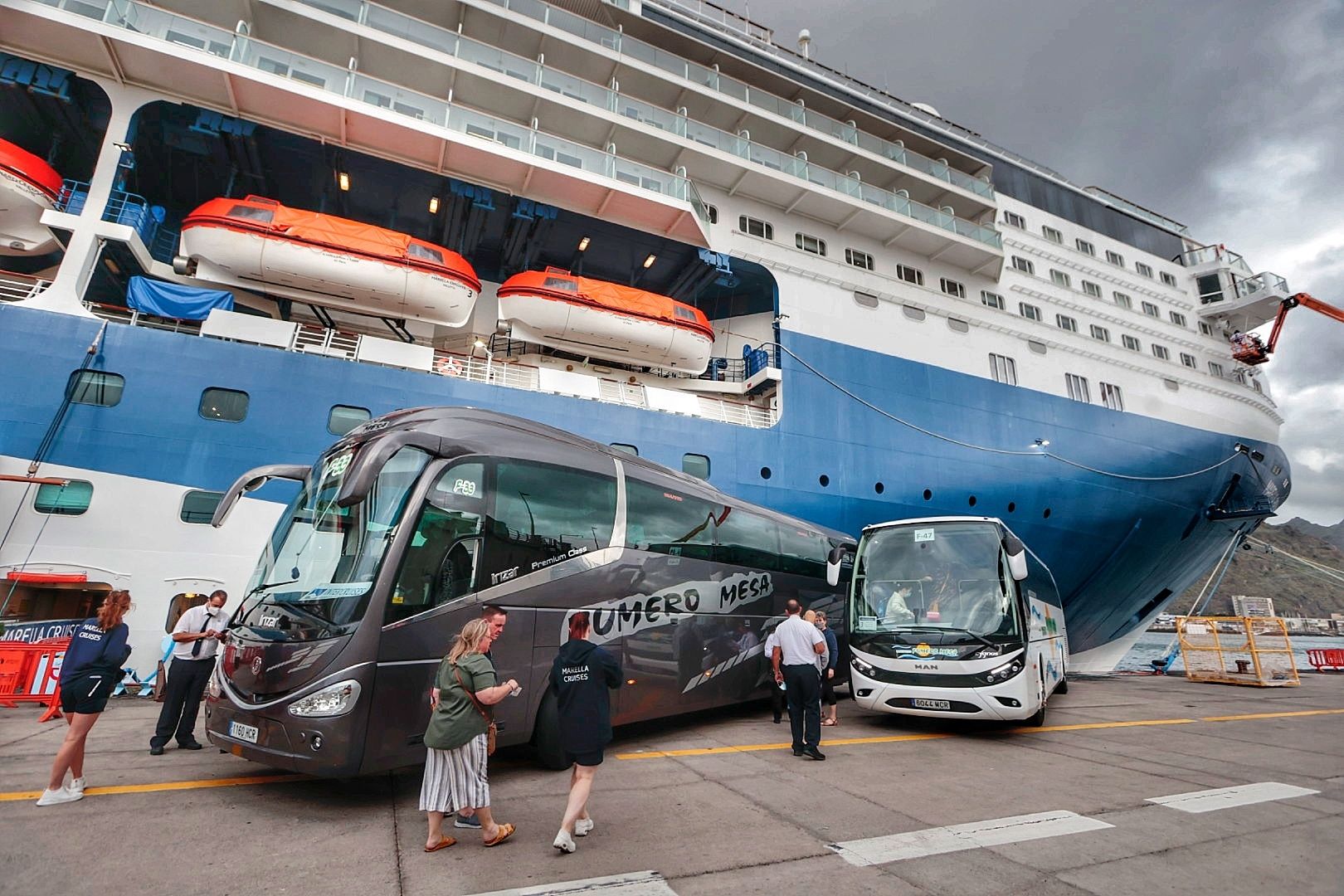 Llegada de más 8.000 cruceristas al Puerto de Santa Cruz