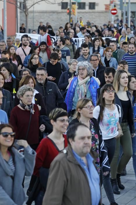 Manifestació en suport al noi encausat pel tall a les vies del tren