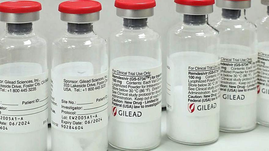 Envases de remdesivir, único antiviral de acción directa aprobado contra el SARS-CoV-2.  | // REUTERS