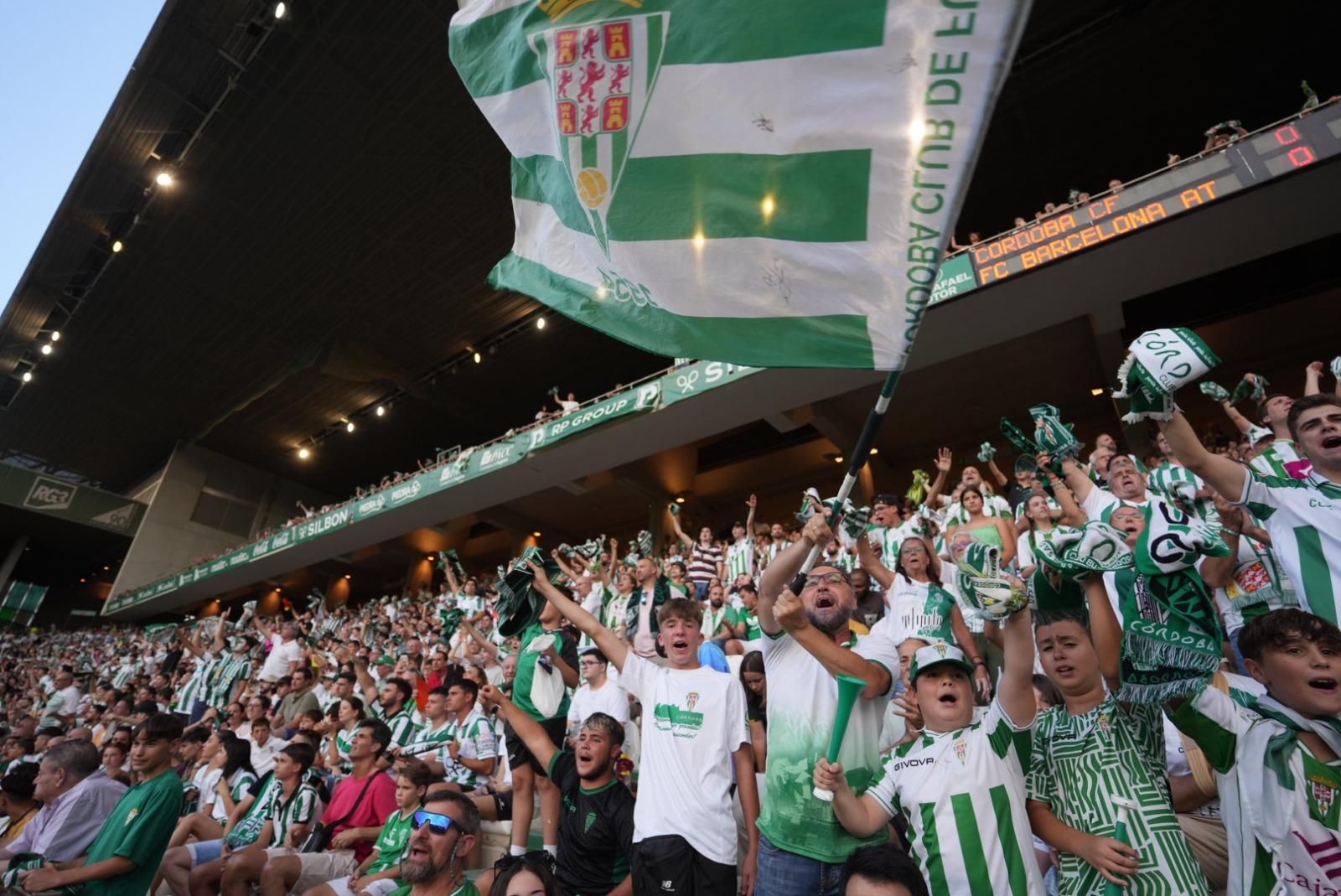 Córdoba CF-Barcelona Atlétic | La afición cordobesista, en imágenes