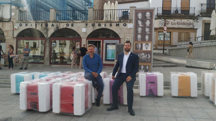 Cinco miradores cacereños incorporarán réplicas de las letras turísticas