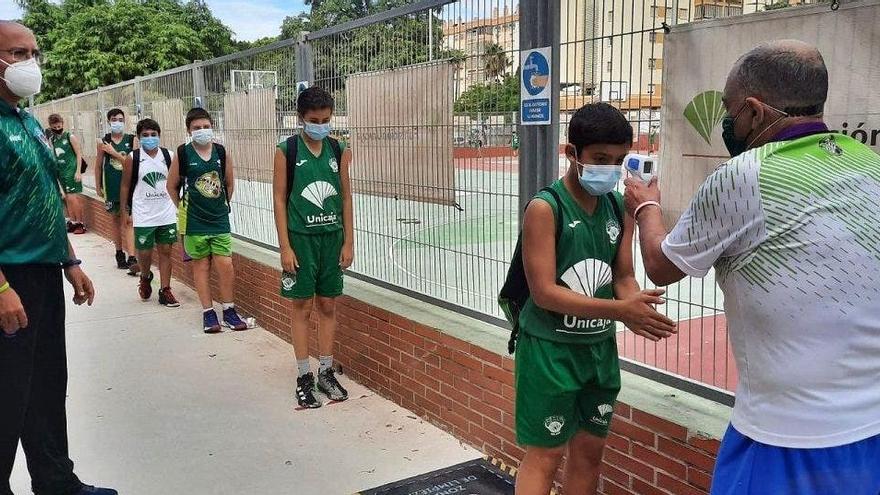 Las restricciones afectan a toda actividad deportiva sea federada o no federada, al aire libre o en espacios cerrados.