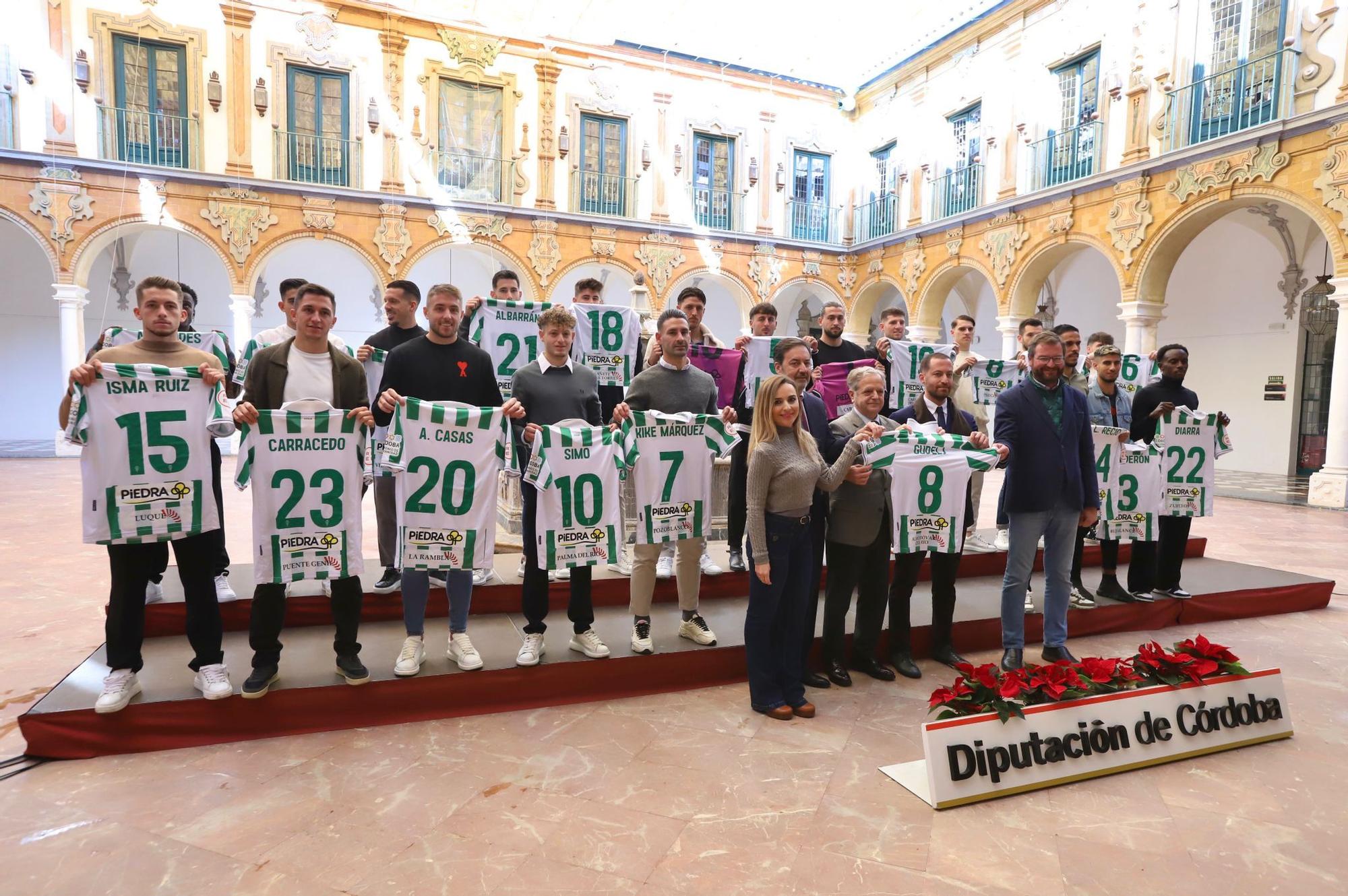 La firma del convenio entre la Diputación y el Córdoba CF, en imágenes