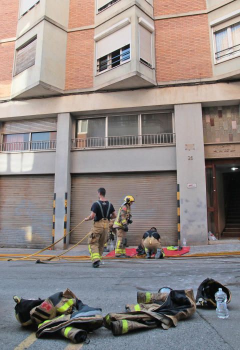 Incendi al carrer General Prim de Manresa