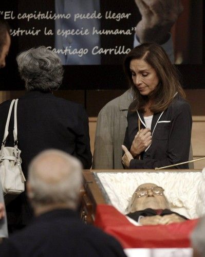 CAPILLA ARDIENTE DE SANTIAGO CARRILLO