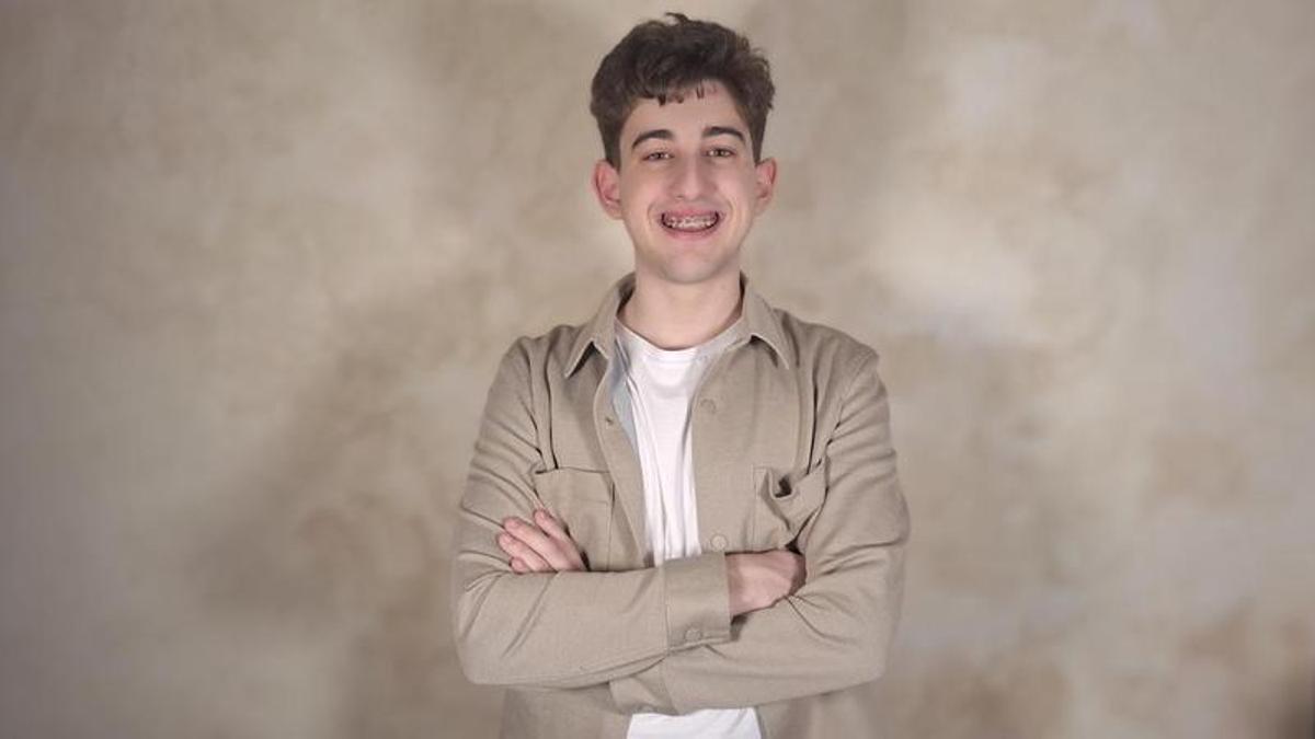 PREMIO EDUCATIVO | «Operación bikini planetaria»: un alumno de El Entrego gana el concurso nacional «Cuestión de Ciencia» con un monólogo sobre descarbonizacióngo sobre descarbonización