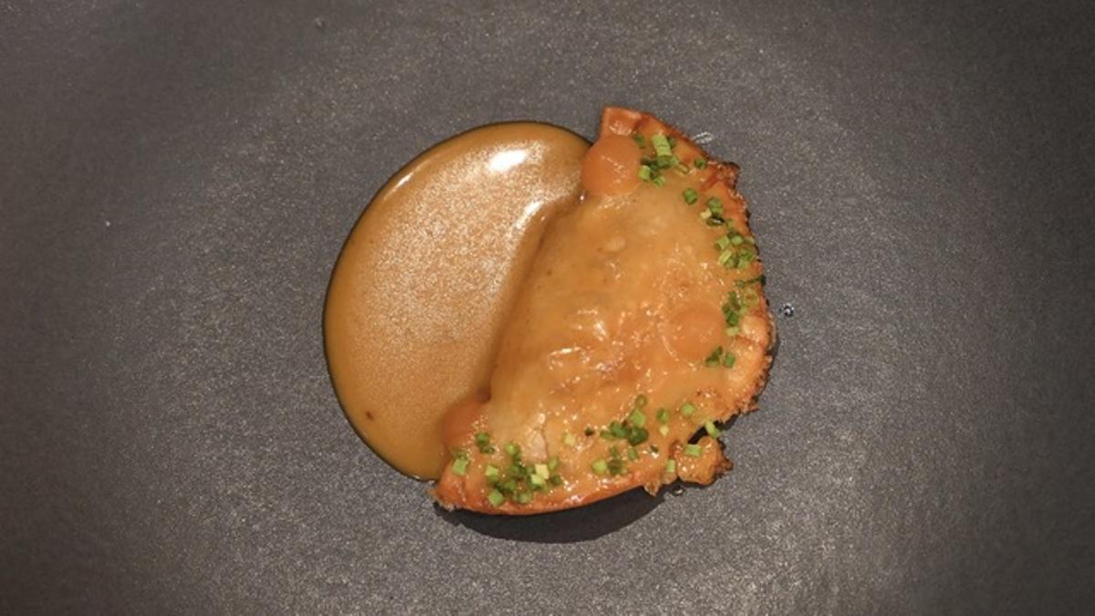 La empanadilla de callos de Fisgón: seda pura.
