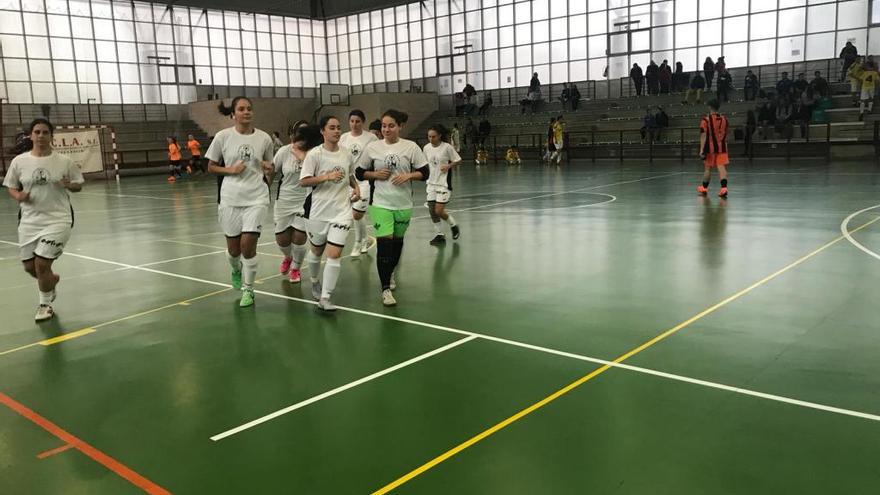 Las jugadoras zamoranas, minutos antes de disputar el encuentro.