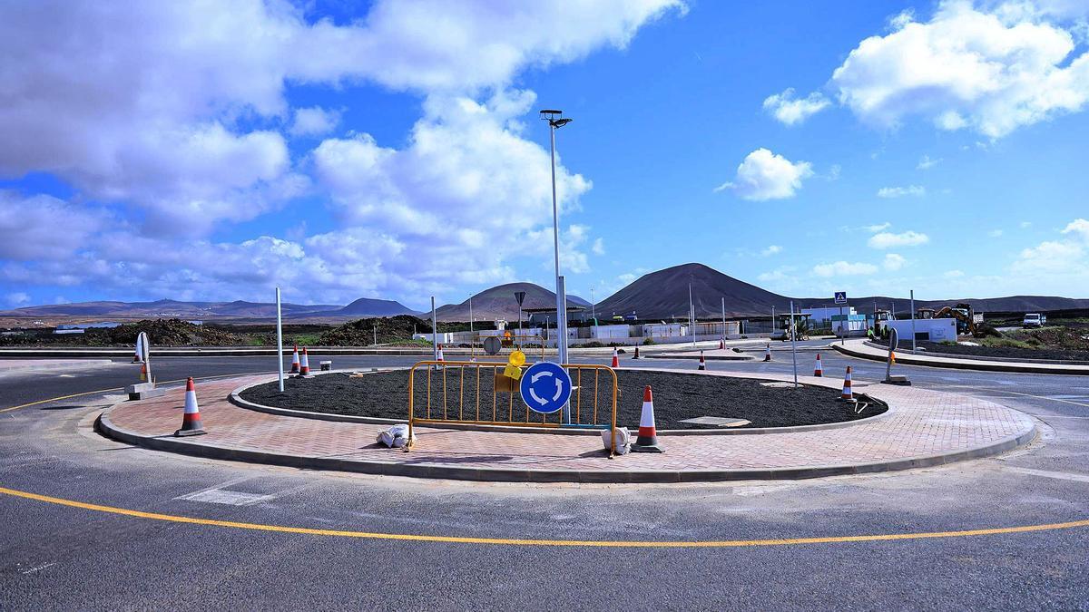 Rotonda punto limpio Costa Teguise