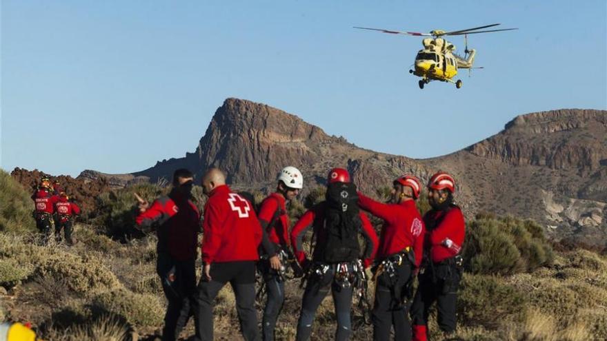 75 personas pasarán la noche en el refugio del Teide por una avería del teleférico