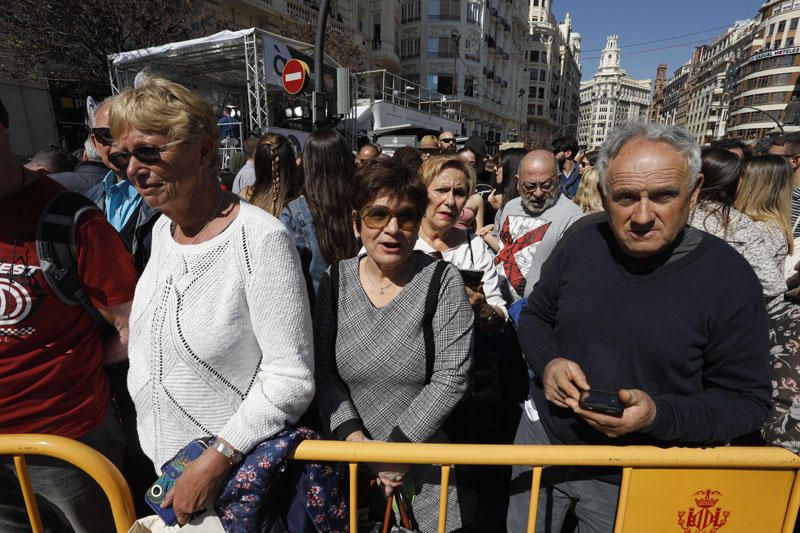 Búscate en la mascletà del 12 de marzo