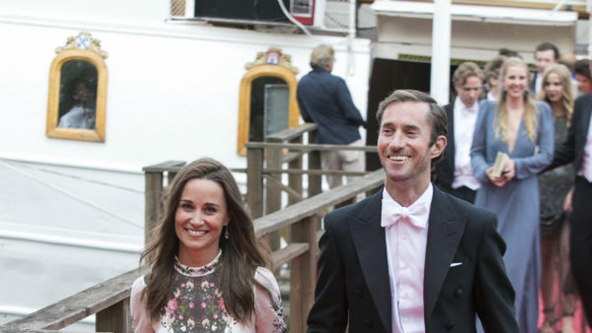 Pippa Middleton y James Matthews, muy elegantes