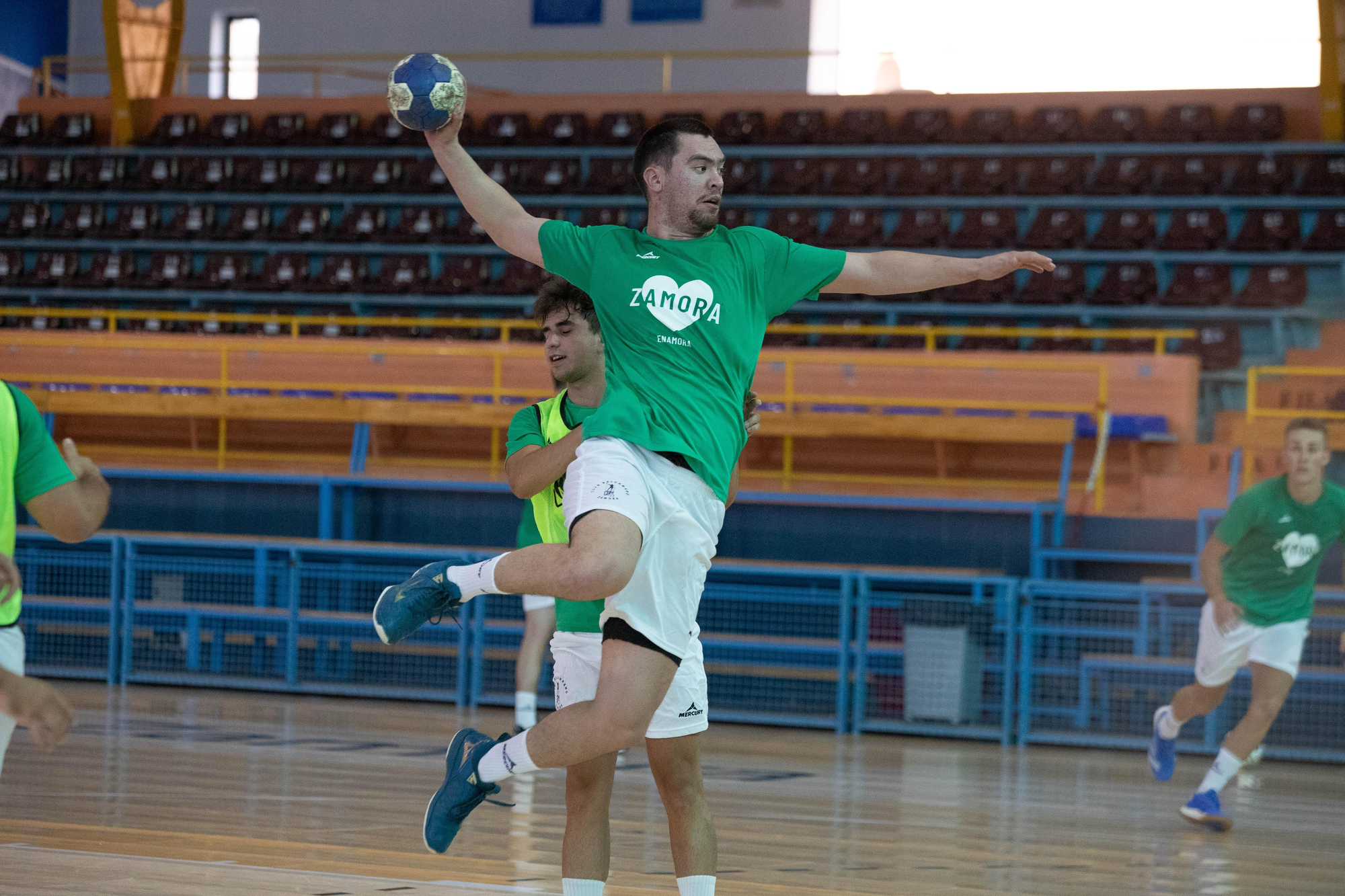 El Balonmano Zamora Enamora de 2022-2023 inicia la pretemporada