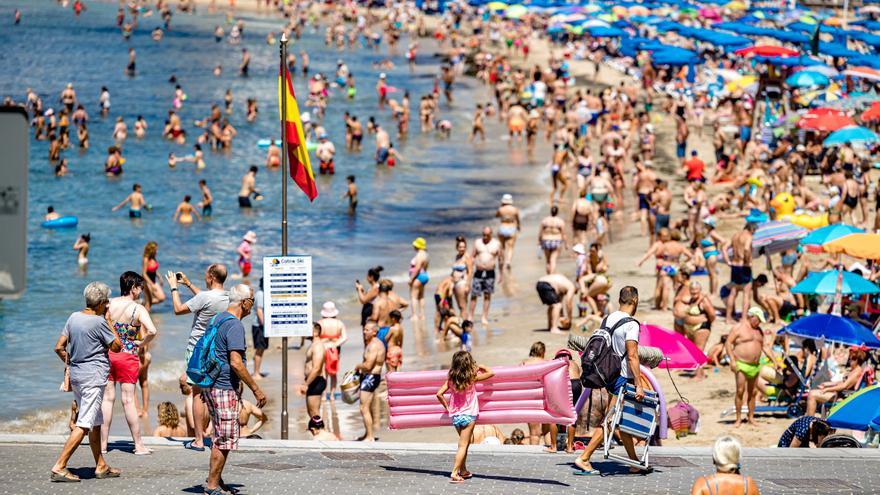 Turisme adelanta el pago del fondo de ayuda a los municipios turísticos de 2022 en plena polémica por la futura tasa