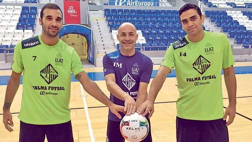 Carlitos, Juanito y Tomaz en el entrenamiento de ayer.